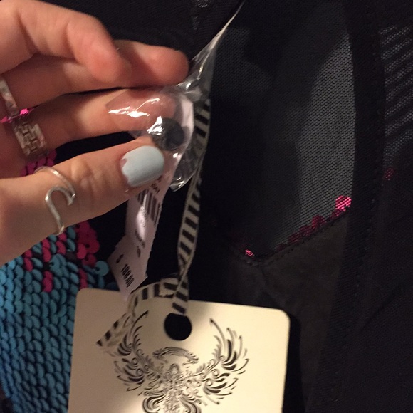 NWT Sequined LF dress - Picture 5 of 5